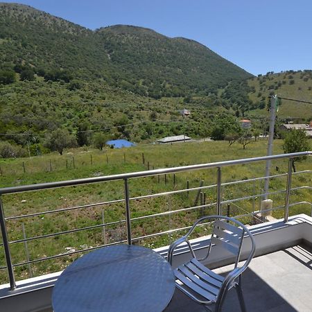 Bujtina Eleni Hotel Himara Kültér fotó