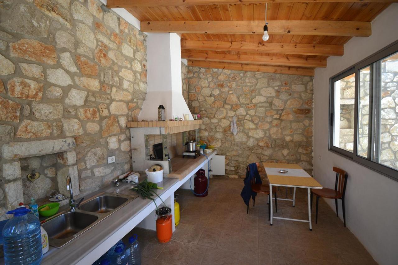Bujtina Eleni Hotel Himara Kültér fotó