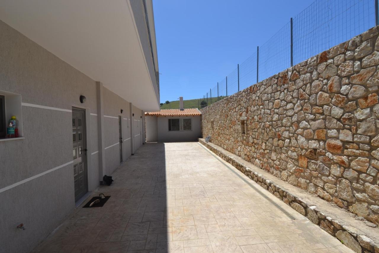 Bujtina Eleni Hotel Himara Kültér fotó