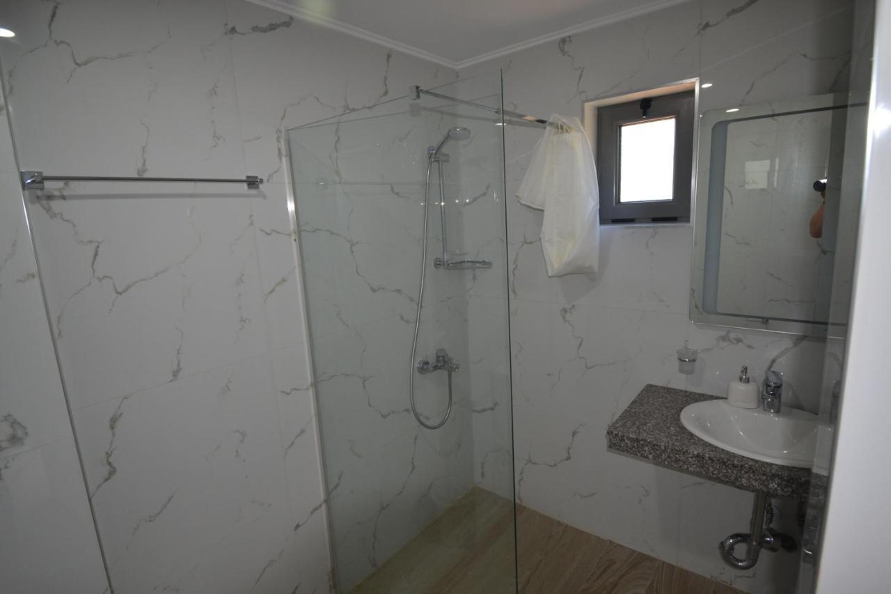 Bujtina Eleni Hotel Himara Kültér fotó